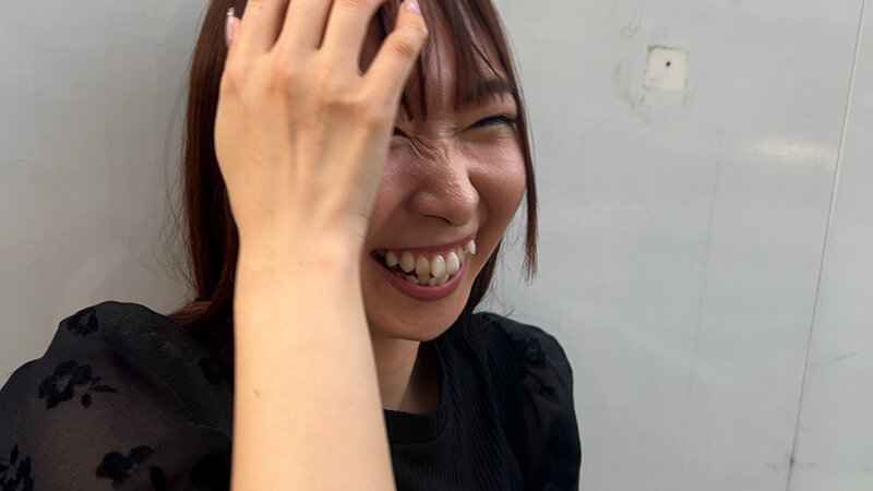 街角で声をかけて口内観察させてもらう 時計屋店員 みらいちゃん サンプル 4