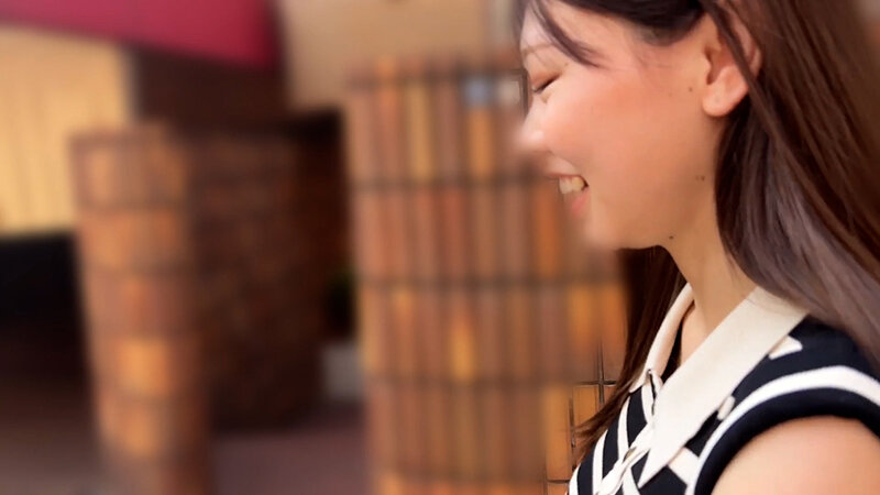 街角で声をかけてパンツの染みを見せてもらう 塾のバイト講師 こころちゃん サンプル 2