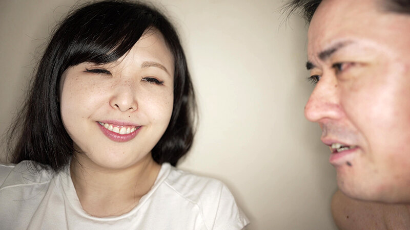 【個人撮影】横山夏希 変態男のわがままリクエスト 口臭チェック！ サンプル 2