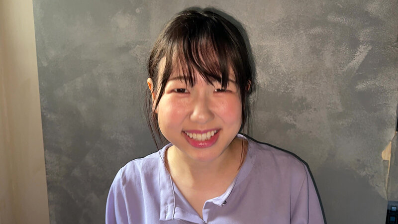 【個人撮影】谷田かりなの舌ブラシで「汚舌苔」採取 サンプル 2