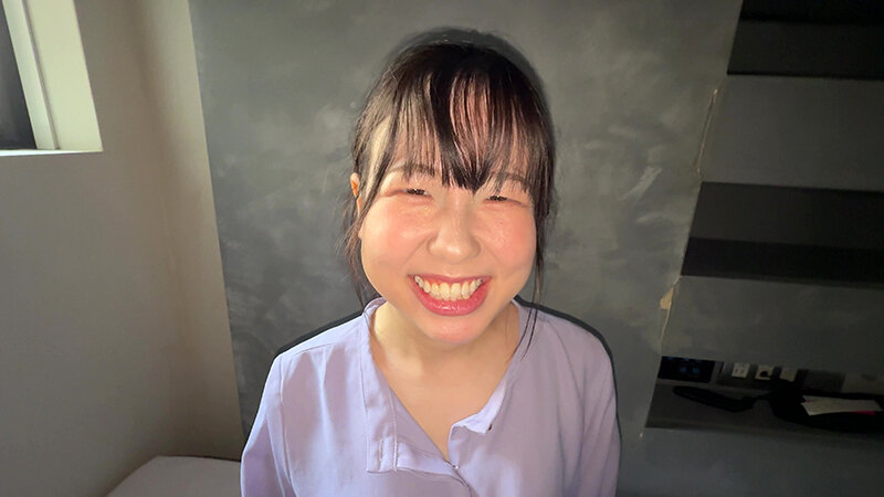 【個人撮影】谷田かりな 開口器で口内観察デカ舌を要チェック サンプル 1