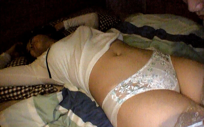 飲み会帰りの美女×意識ぶっ飛ばし×●っ払い昏●×寝込みを襲うとマン汁ジュワッと濡れ濡れ…2枚組 サンプル 8
