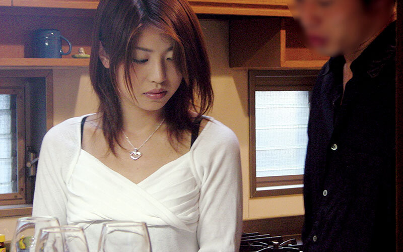 大変態家族 我が家はいつも誰かが近親セックスしている歪んだ日常2枚組 サンプル 12