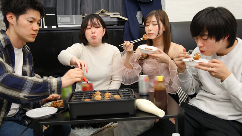 一度きりの過ちのはずが…カラダの相性の良さを知ってしまった親友の彼女と僕は、ダメだとわかっていながらもあの日の感覚が忘れられず激しく求め合った。逢沢みゆ サンプル 3