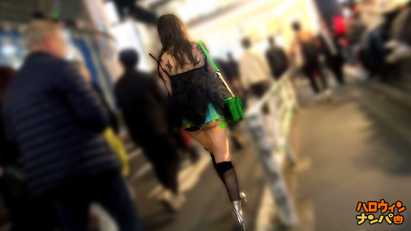 【ハロウィン2025 プリ尻パリピギャル】光るヒップで渋谷を制圧！蛍のように舞うスレンダー美女降臨！！止まらないテンションでデカチン食べ比べダブルフェラ！中出し＆顔射でHappy Halloween♪【ハロウィンナンパ】【なつみ】 夏海 サンプル 1
