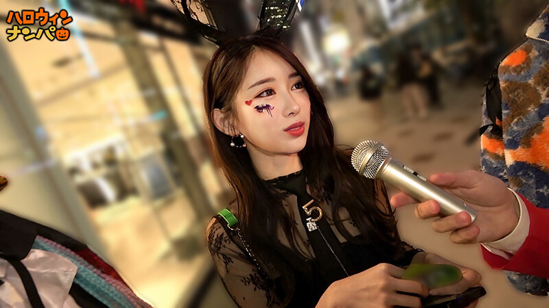 【ハロウィン2025 プリ尻パリピギャル】光るヒップで渋谷を制圧！蛍のように舞うスレンダー美女降臨！！止まらないテンションでデカチン食べ比べダブルフェラ！中出し＆顔射でHappy Halloween♪【ハロウィンナンパ】【なつみ】 夏海 サンプル 2