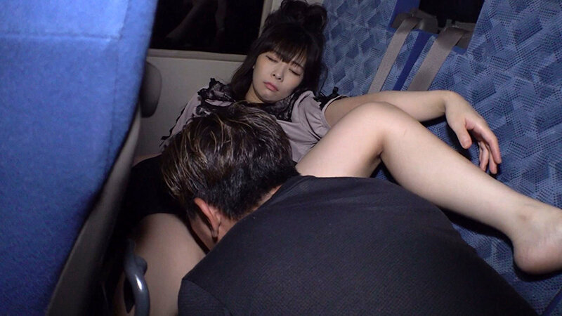 やりたい放題深夜長距離バス そこでねちゃだめでしょ～！ サンプル 8