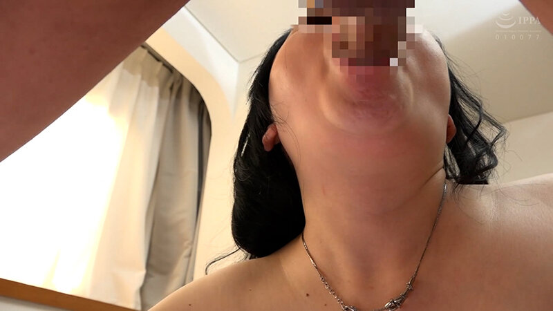 ぷっくりと勃起した乳首の豊満ボディの巨乳熟女と快楽絶頂中出しSEX！ サンプル 5