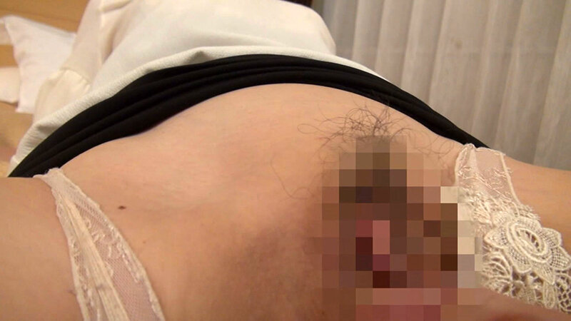 商店街の奥様！バックハグでオッパイ揉まれただけで、乳首ガチガチ固くなっちゃう～私って淫乱じゃなかったのに サンプル 2