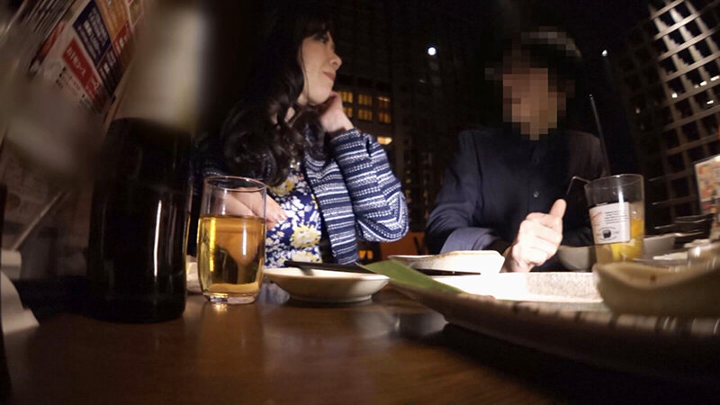 男優志望の若者をカメラテストと称して熟女が満喫「まだ生理あるのよ～」 サンプル 1