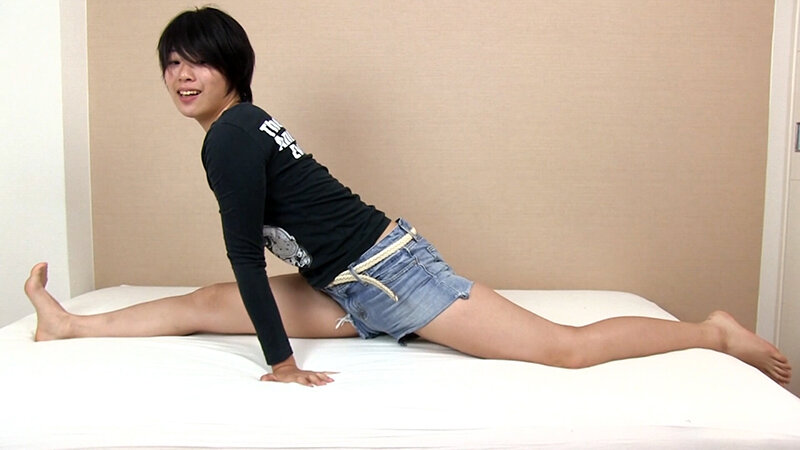 あどけない笑顔の高身長スレンダー美女のオナニーの先まで撮らせてください！電マでエロい顔を晒して嵌め撮りSEX！ サンプル 1