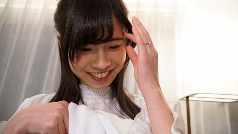 ご実家ではお父様の絶対君主的で育てられ、社交界デビューをしているセレブ奥様。奇跡のパーフェクトボディで言いなりドM気質を披露 サンプル 2