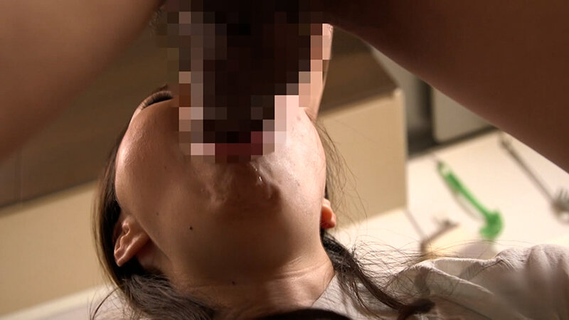 母の不貞SEXを目撃した長男は…不貞行為の代償は長男の肉便器となること！禁断の異常性交に肉便器と化した美しき熟母！ サンプル 6