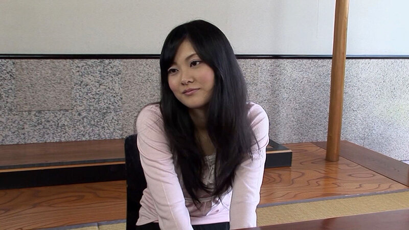 胸がデカくてウエストきゅっ！素朴な顔からは想像できない極上BODYのお姉さんとの生ハメSEXで勢い余って中出し～～ サンプル 4