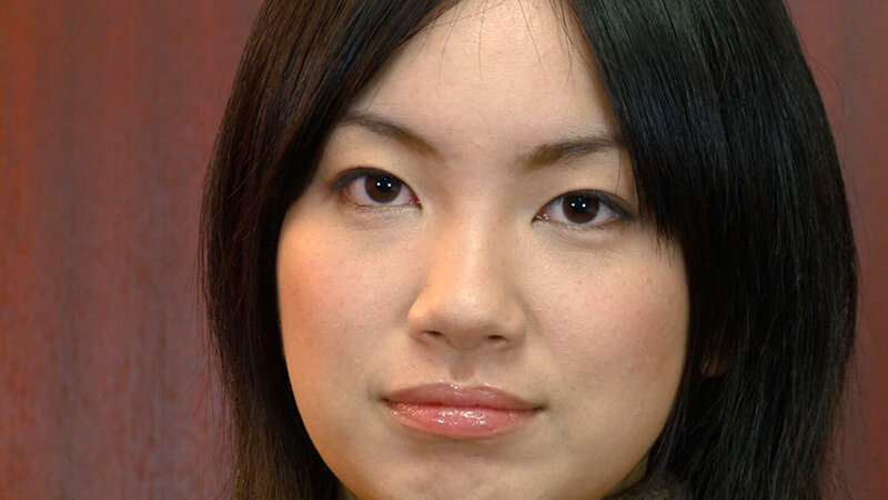 初めてのAV撮影に緊張の面持ちの素人お嬢さん！カメラの前で初めてのオナニー披露でガチイキ！ サンプル 2