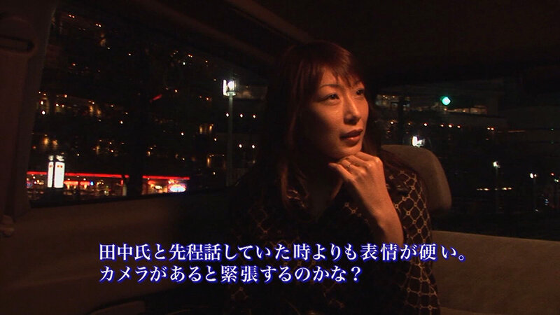 久々のナンパにテンションMAXな結婚8年目の美人妻！『そんなの無理』といいながらも本気で拒んではいないセックスレスな奥様と一期一会の中出しSEX！ サンプル 1