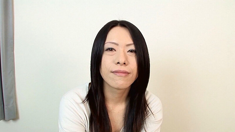 淡泊なSEXでは物足りない！ガツガツ系のSEXが大好きな四十路熟女は今日も男漁りからの中出しセックス！ サンプル 1