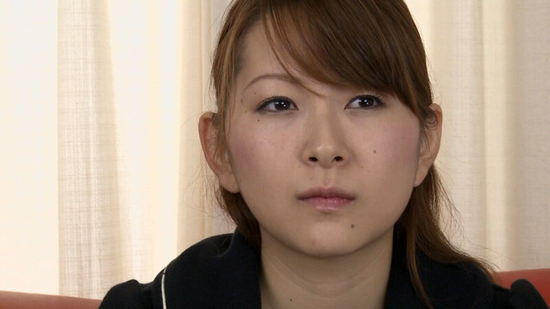 つぶらな瞳に色白の肌！透明感抜群のエッチな奥様をペロっといただいて勝手に中出し射精！ サンプル 2
