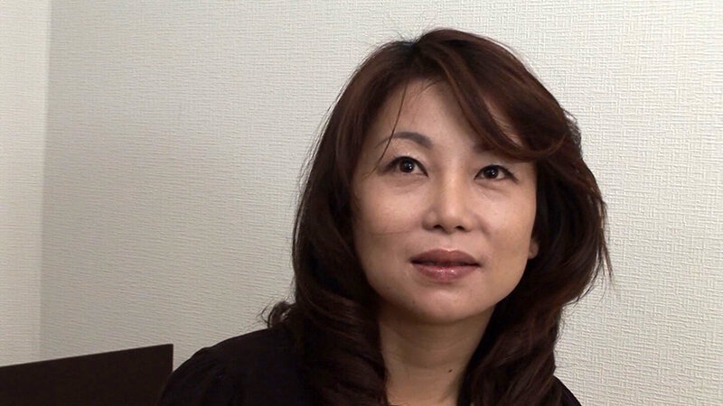 セックスレスの美人妻は常に欲求不満！旦那に悪いとは思っていても下半身がうずいちゃう！今日も疼いちゃって仕方がないから中出しセックスで不満解消！ サンプル 1