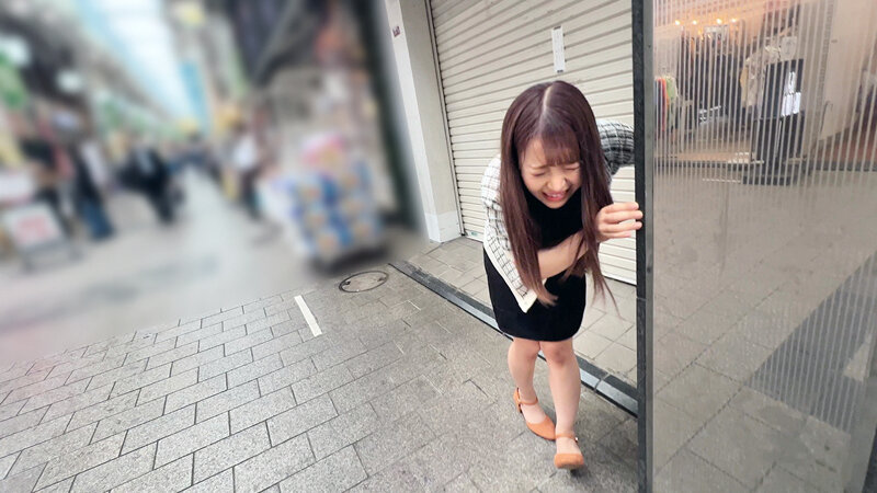 だめ…振動…強すぎだって…イク…大勢の人の前でガンガン絶頂 サンプル 2