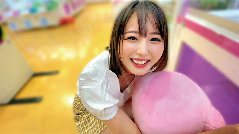 素人美少女とリモコンバイブお散歩「もう我慢できません…//」人混みの中ビクビク震えてイキまくってしまう女子たち！人生初の羞恥プレイでまさかのエロスイッチオン！みつきさんゆらさん サンプル 9