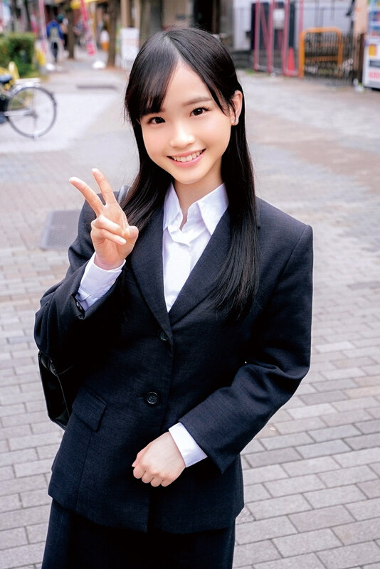 就職活動中の女子大生の皆さん！「早漏に悩む童貞君の暴発改善のお手伝いしてくれませんか？」就活に励む真面目でカワイイJDが早漏すぎる童貞君にムラムラ膣キュンしちゃって生中出し筆おろしSPECIAL！かのんらら サンプル 2