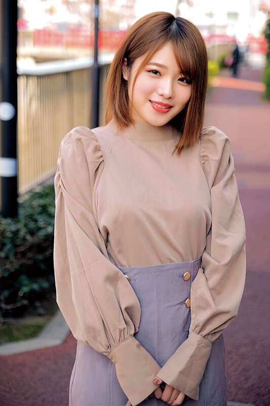 うぶで奥手な女子大生が恥じらいキス魔に大変身！？「自分からキスしたことないです…」たっぷり舌を絡め涎ダラダラのディープキスで大興奮 そのまま濃密ベロキスセックス！！きょうかちゃん ももちゃん サンプル 1