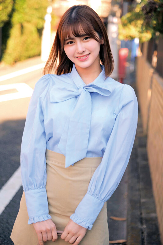 素人女子大生限定！何度イっても止めない高速素股でマン汁ダダ漏れw白く泡立つまでデカチンを擦りつけるメレンゲ素股に赤面発情！？焦らしに焦らされ…もうこのまま生チ○ポ下さい！みなみちゃんしおりちゃん サンプル 1