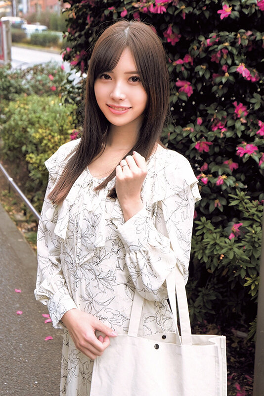 優しくて綺麗な育児中のママさん！「早漏に悩む童貞君の暴発改善のお手伝いしてくれませんか？」母性溢れる可愛いママさんが早漏すぎる童貞君にムラムラ膣キュンしちゃって生中出し筆おろしSPECIAL！あさみあづさ サンプル 1