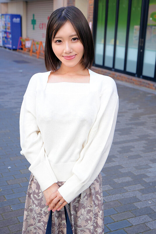 優しくて綺麗な育児中のママさん！「早漏に悩む童貞君の暴発改善のお手伝いしてくれませんか？」母性溢れる可愛いママさんが早漏すぎる童貞君にムラムラ膣キュンしちゃって生中出し筆おろしSPECIAL！らんみなみ サンプル 2