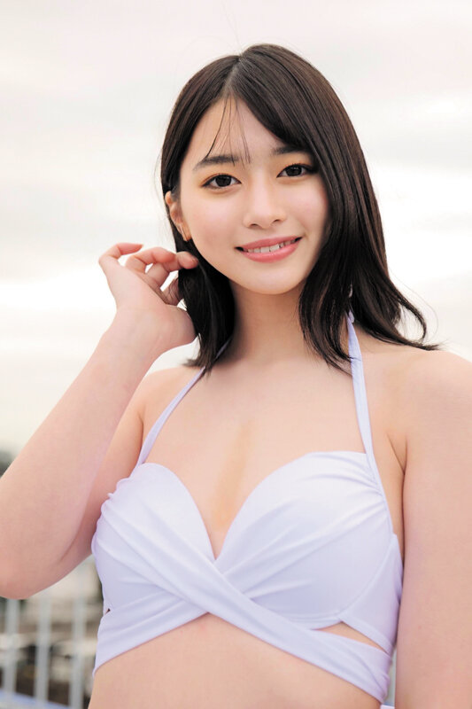 真夏の素人水着ギャル祭り！素股オイルマッサージでカチカチち○ぽがアソコに擦れて赤面発情！ひかるなぎさ サンプル 1