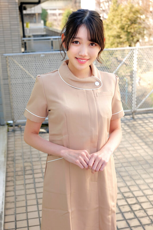 高級美容サロン勤務の美人セラピストさんがお口だけでじゅぽんじゅっぽんバキュームノーハンドフェラ！？あずささんさくらさん サンプル 2