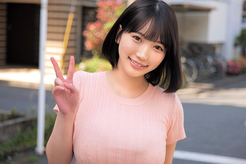 素人女子大生限定！パンティ素股でカチカチち●ぽがアソコに擦れて赤面発情！クロッチは恥ずかし汁まみれ！そのまま生で擦り合わせて、ヌルヌルワレメに結局つるんっと入って生中出し！！ウブなハニカミ娘編 りむ ちはる サンプル 1