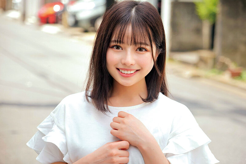素人女子大生限定！パンティ素股でカチカチち●ぽがアソコに擦れて赤面発情！クロッチは恥ずかし汁まみれ！そのまま生で擦り合わせて、ヌルヌルワレメに結局つるんっと入って生中出し！！ウブなハニカミ娘編 りむ ちはる サンプル 2