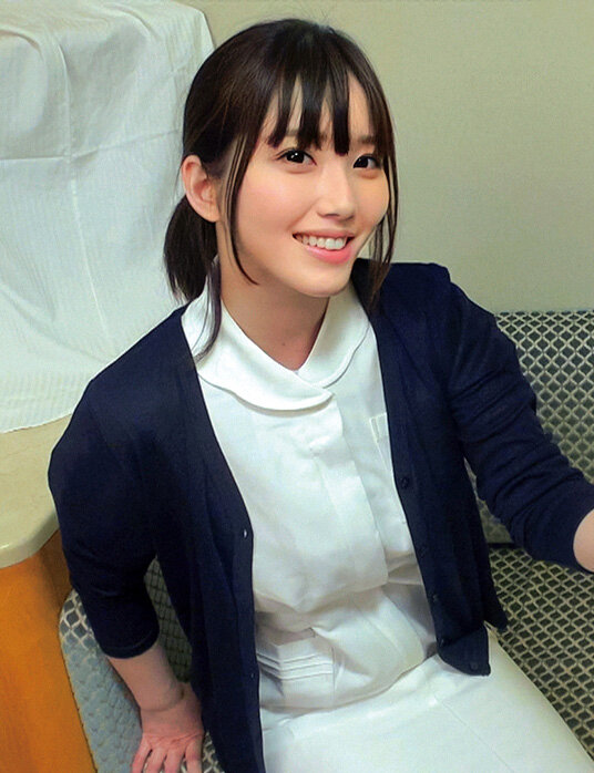 とっても優しい天使みたいなナースさんに包茎インポ童貞3重苦男子のオナニーの介抱してもらいました！！かわいすぎる裸体にズル剥けフル勃起したち●ぽを白衣の奥にズブリ！金玉空になるまで何度も中に出しました！経験少なめ照れ屋ナース編 りこさん みなみさん サンプル 2
