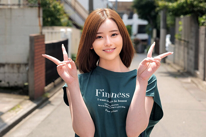 「卒業記念に残したいメモリアルヌードフォト」大学卒業間近の素人女子大生をナンパし、絶倫チ○ポ男と素肌密着撮影会で中出し検証！カチカチに反り返ったチ○ポがマ○コまで1cmに超接近して赤面発情！？そのまま中出し！！まや さちか サンプル 2
