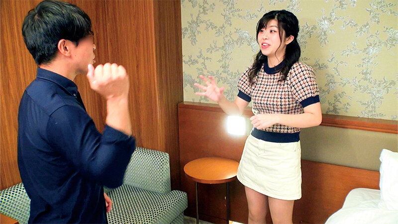 高学歴の女子大生が普通に生きてたら、まず出会うことのないだろう野球拳で脱衣ムラムラ生中出しセックスに挑戦！ゆいのちゃんとももちゃん サンプル 1