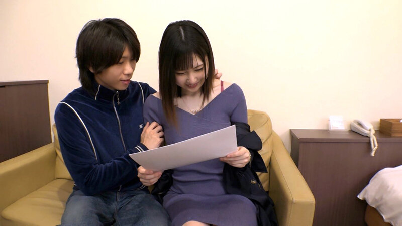 F乳えちえち人妻美女の突撃 逆 取材！！】【性欲×知性のミックスえちょなヤリマン人妻】【取材と称して他人棒観察！！不貞SEX！！】Fパイ美人妻はなんと官能小説家の…ヤリマン参上！！新妻なのに欲求不満！！取材の意味も込めて！？他人棒を味見＆味見で浮気… 島崎星羅 サンプル 3