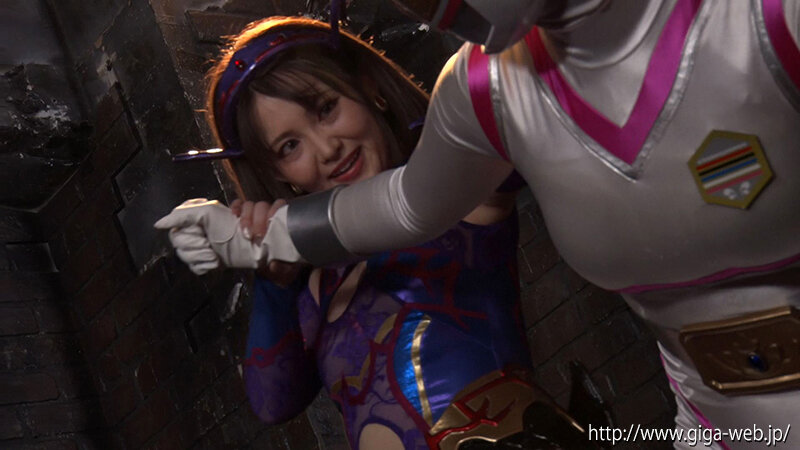 妖艶小悪魔女幹部ヒーロー陥落 ～弄ばれた紅き純情戦士～ 音琴るい サンプル 12
