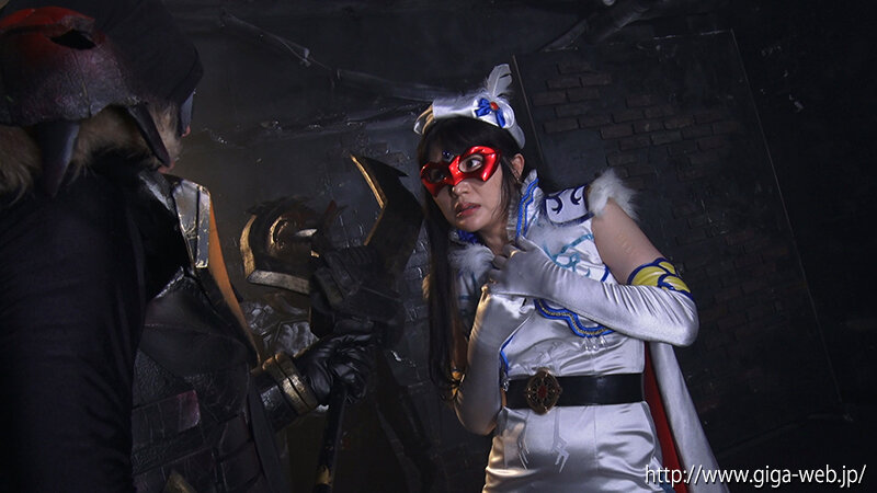 高飛車ヒロイン命乞い ～無様戦闘員堕ち～ 美魔女仮面フォンテーヌ 最上一花 サンプル 7