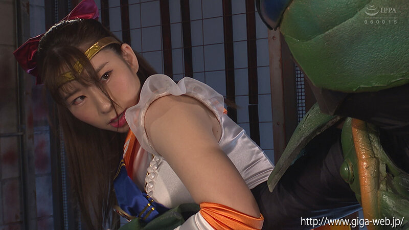 美熟女戦士セーラーイシュタル ～近所の奥様はスーパーヒロイン～ サンプル 4