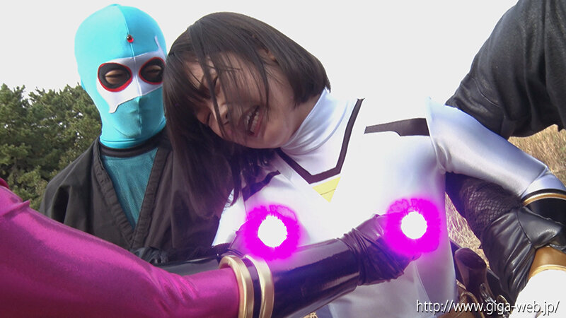 スーパーヒロイン危機一髪！！Vol.97 光忍戦隊シノビンジャー シノビホワイト 上白美央 サンプル 11