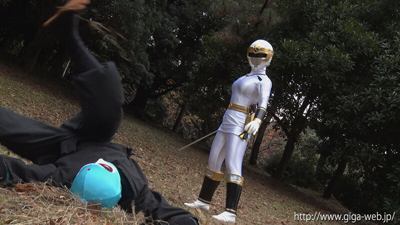 スーパーヒロイン危機一髪！！Vol.97 光忍戦隊シノビンジャー シノビホワイト 上白美央 サンプル 6