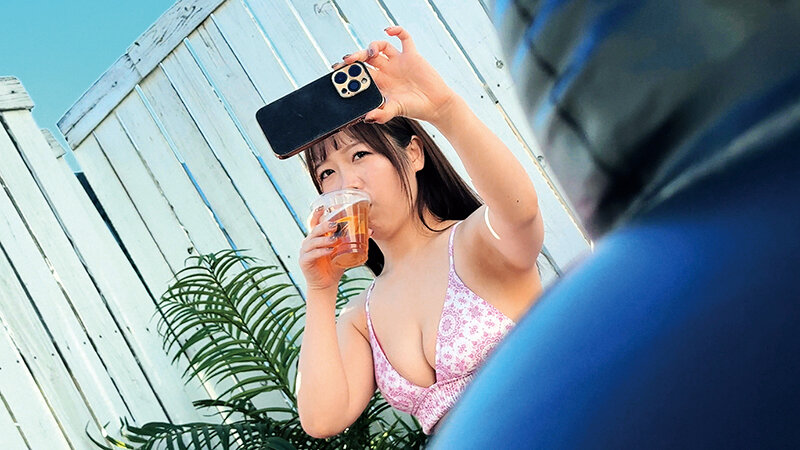 海の家痴○ 水着美女狩り 湘南の海で見つけた4名 サンプル 1