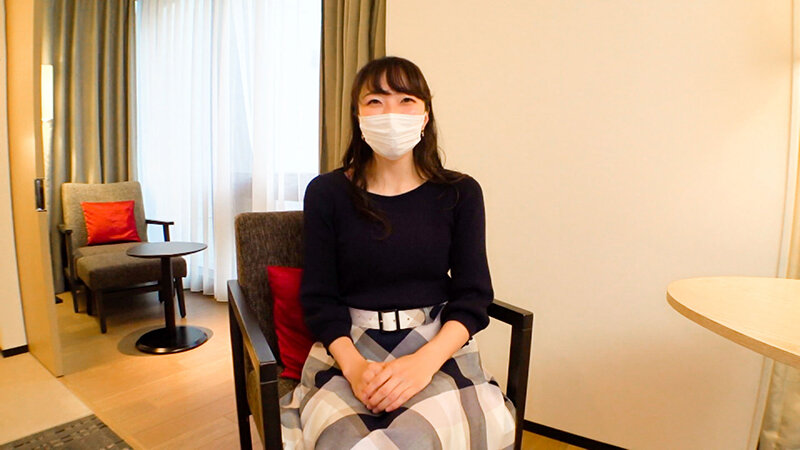 憧れの男を前に、お股をびしょびしょに濡らしながら発情する、素人美女をハメ撮り。感度最高のドM女3名。 サンプル 3