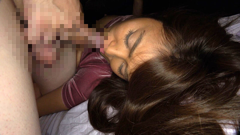 暗闇連れ込みSEX 露出度高めのインフルエンサー級美女、予想だにしない結末。バキバキに鍛え上げた恵体 ユウナさん 三岳ゆうな サンプル 5