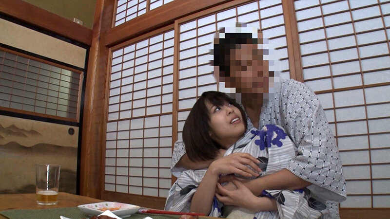 いろっぽい顔で○ンポを咥えてくれるオレの不倫彼女 紗藤まゆ サンプル 1