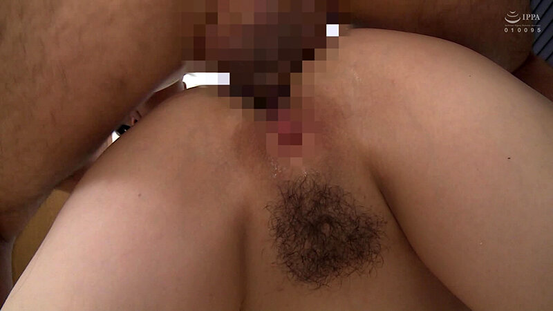 顔もボディも極上！童顔妻のアナルSEX サンプル 9