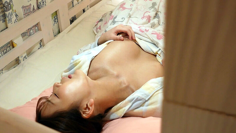 有名私大の女子寮を覗き見る 無防備オナニーの一部始終 ＃3 サンプル 6