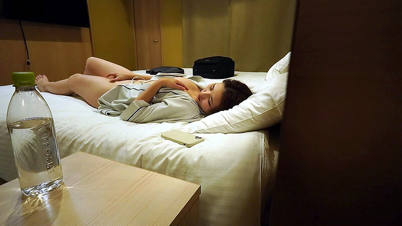 覗き見 ビジネスホテル侵入 無防備オナニー巨乳OL サンプル 7